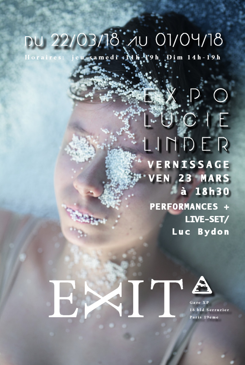 fly-10-x-15-lucie-linder-cd896bb1e13384b564b8f620106677f3